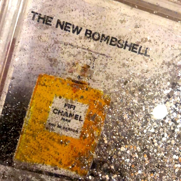 CURRENTLY in RESALE THERAPY 🤩 FiFi PoshPosh 💃Fashion Obsessed/Fashion Addicted - Picture 2 of 9